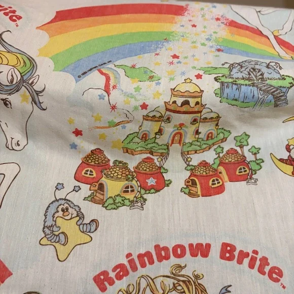 Vintage 1983 Hallmark Rainbow Brite Fitted Twin Bed Sheet - Picture 4 of 5